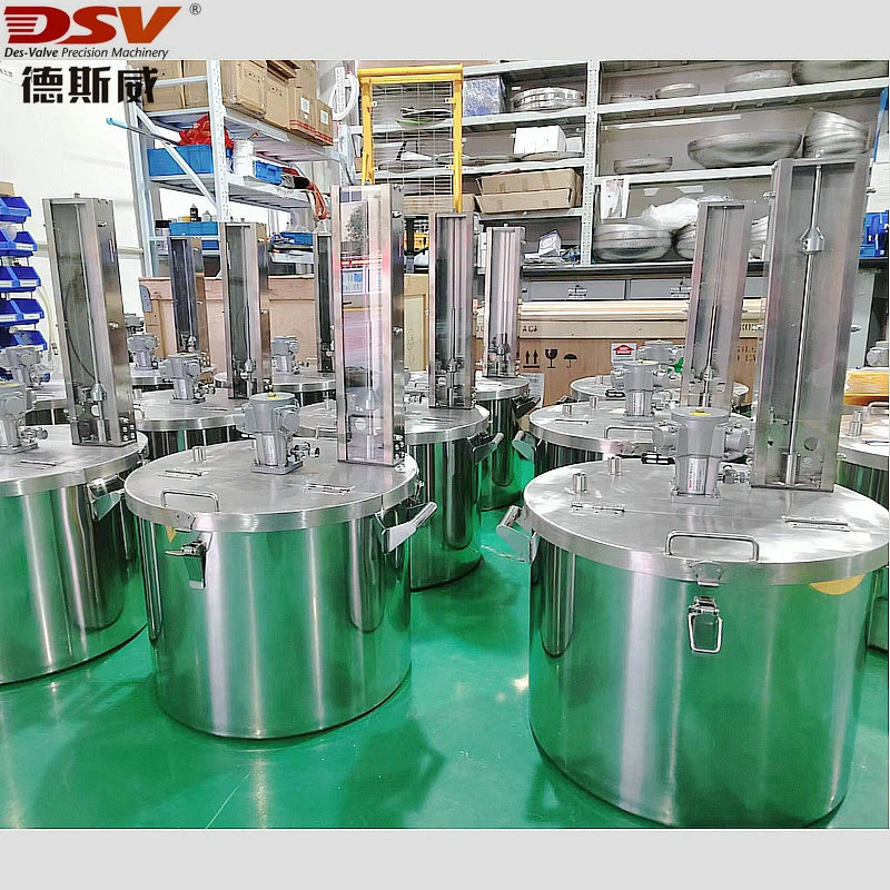 Tank With Mixer Tank With Mixer